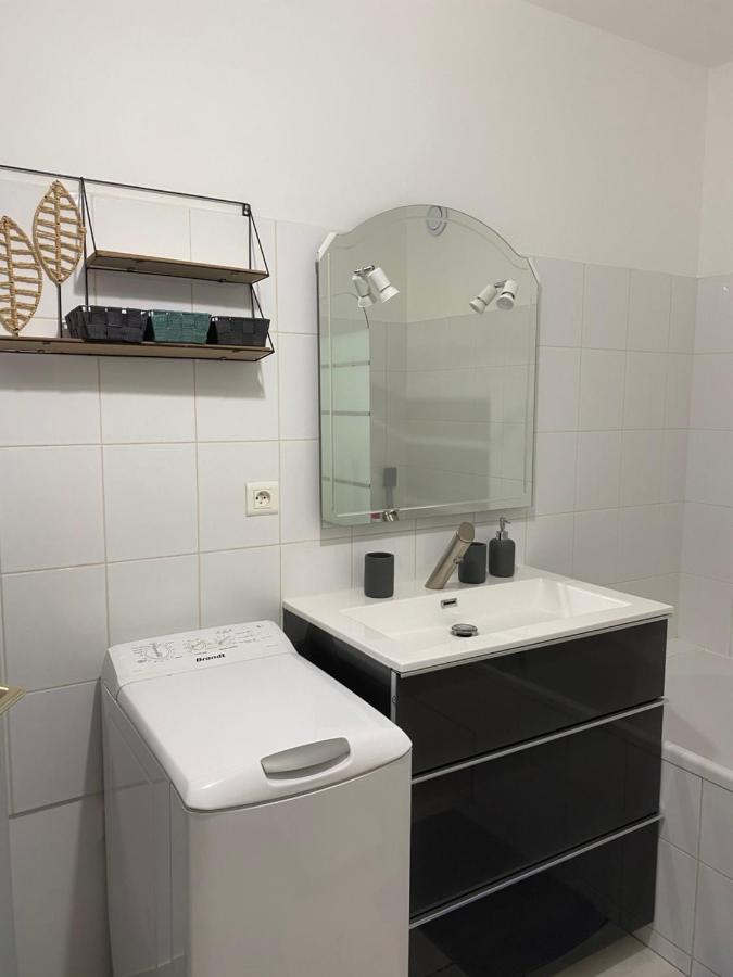 קלרמונט-פרנד Parking Prive Gratuit, Balcon, 2 Chambres מראה חיצוני תמונה