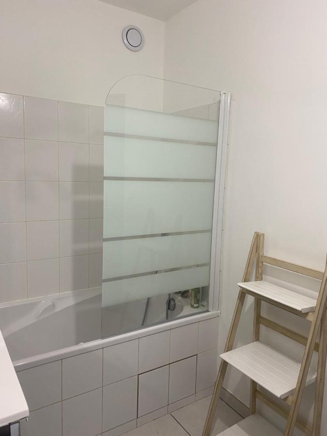 קלרמונט-פרנד Parking Prive Gratuit, Balcon, 2 Chambres מראה חיצוני תמונה
