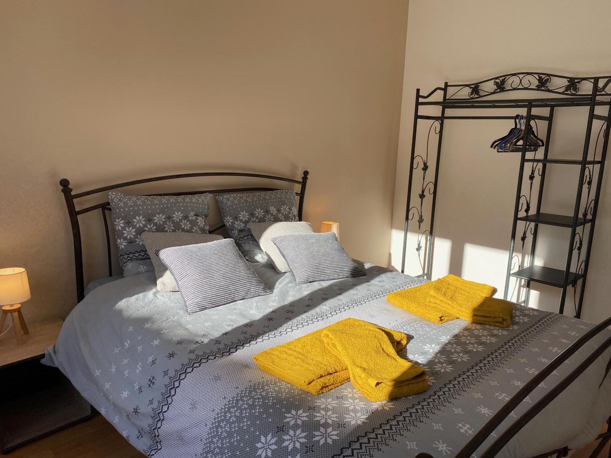 קלרמונט-פרנד Parking Prive Gratuit, Balcon, 2 Chambres מראה חיצוני תמונה